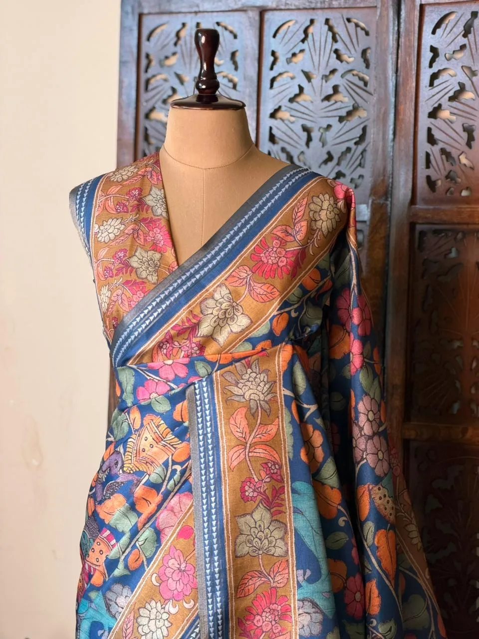 Blue Soft silk saree - Image 2
